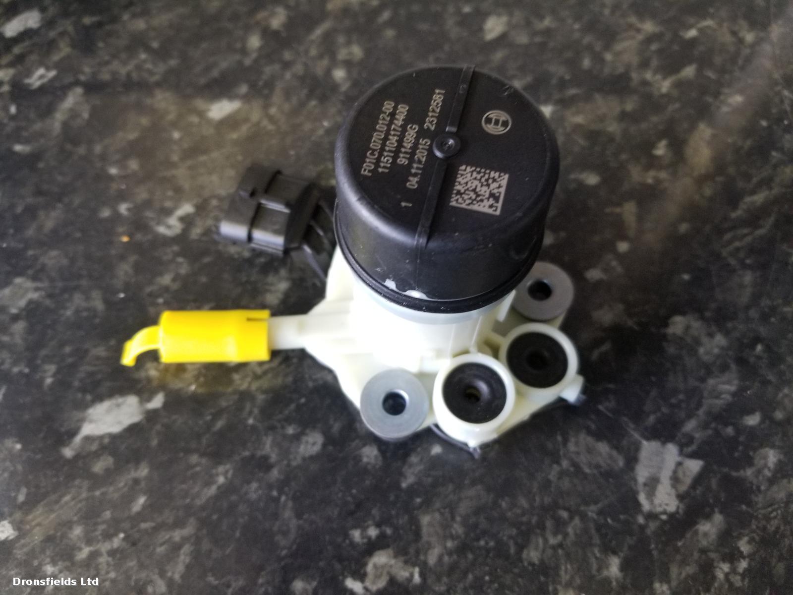 View Auto part AdBlue Pump Mercedes Sprinter 2016