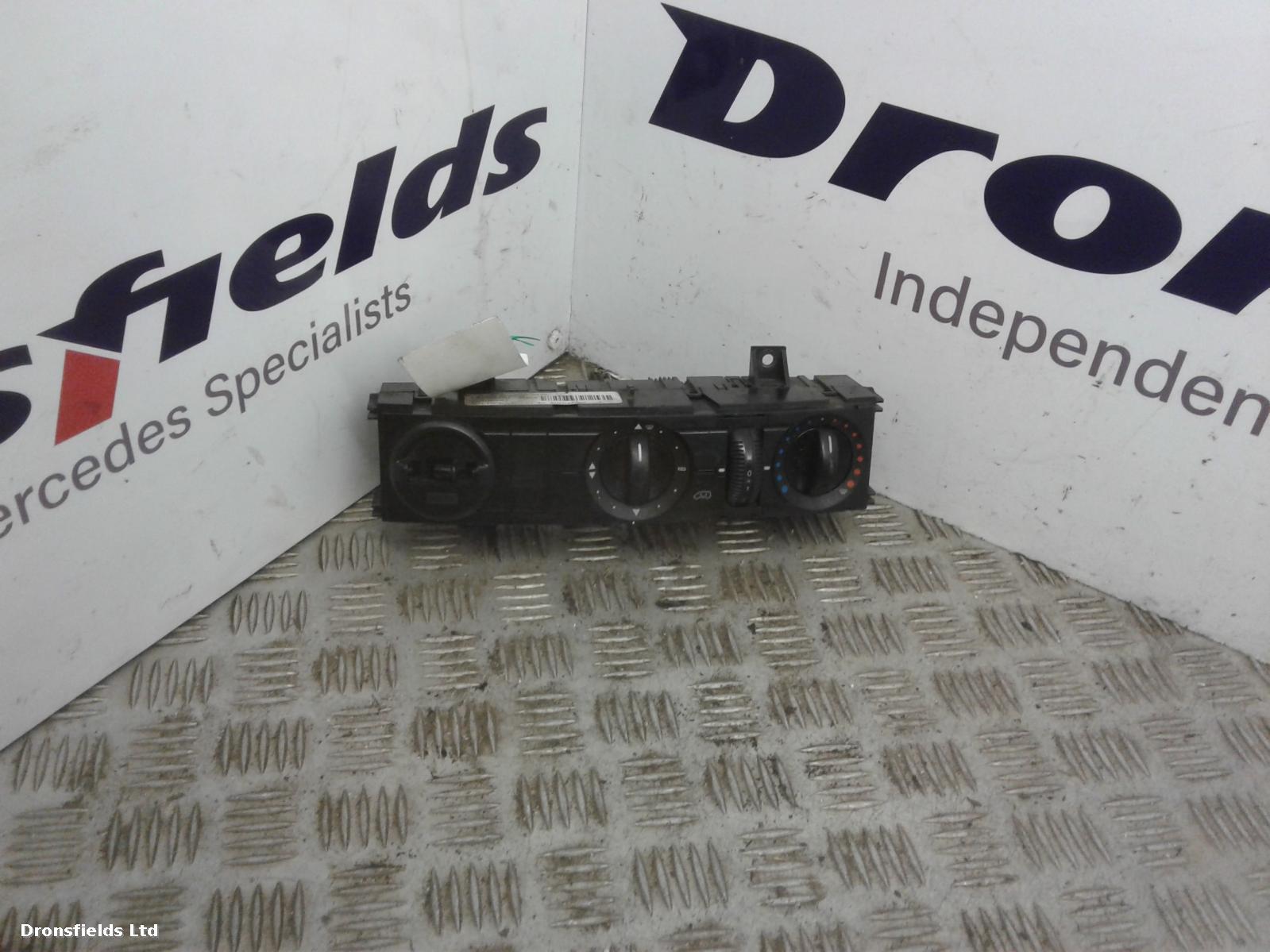 View Auto part Heater/AC Controller Mercedes Sprinter 2015