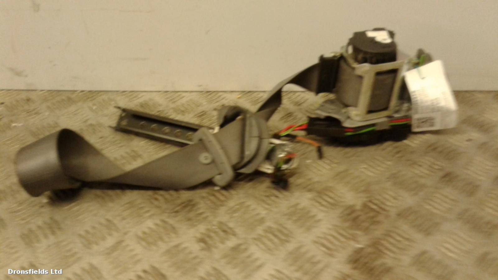 View Auto part Seat Belt Mercedes S Class 2006