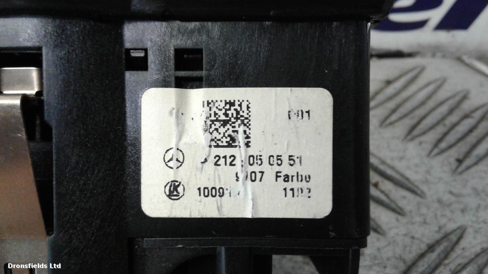 View Auto part Headlight Switch Mercedes C Class 2012