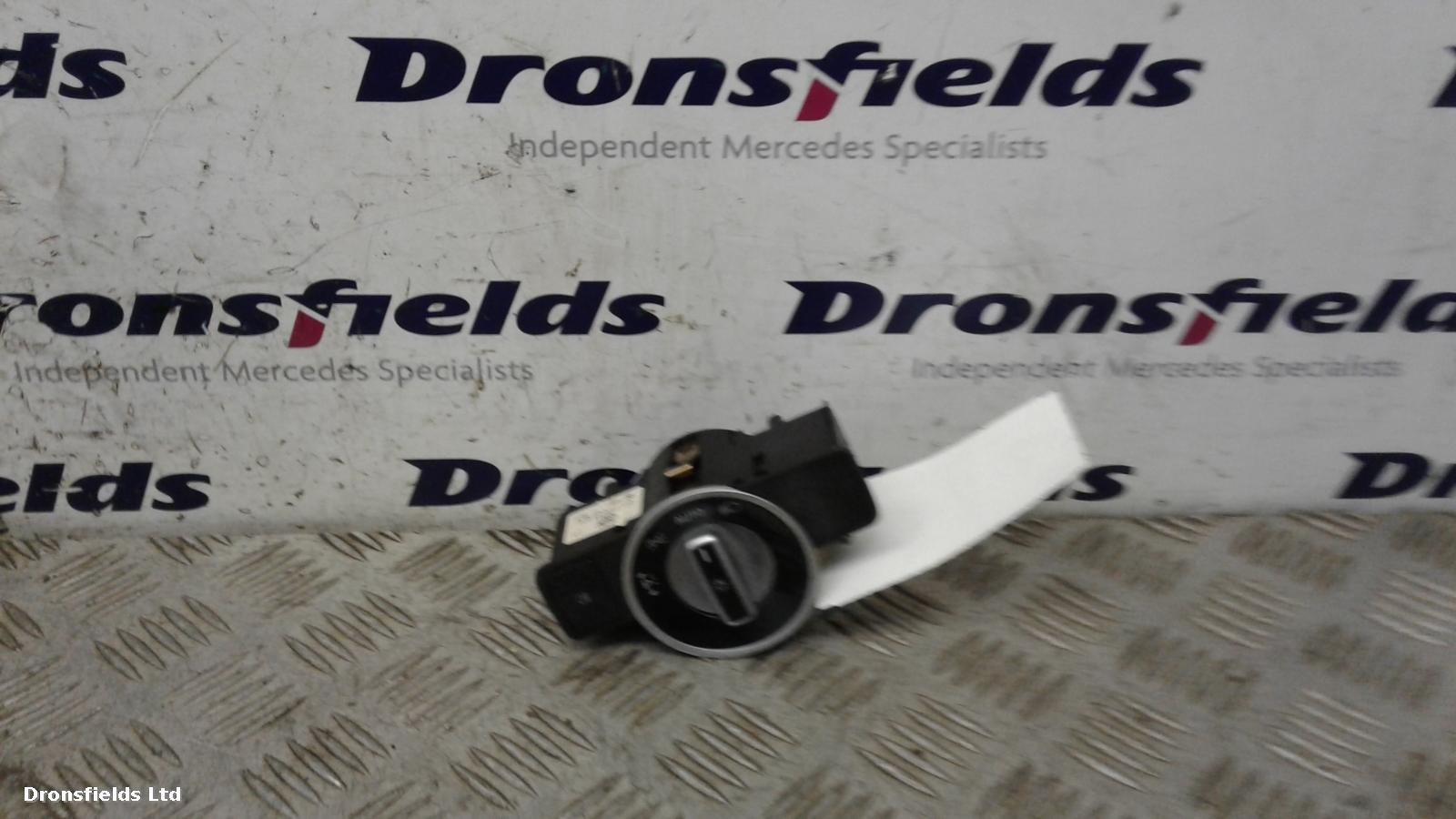 View Auto part Headlight Switch Mercedes C Class 2012