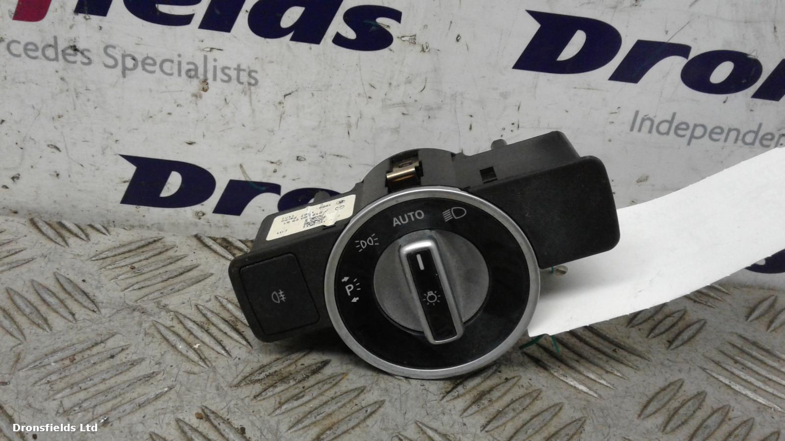 View Auto part Headlight Switch Mercedes C Class 2012