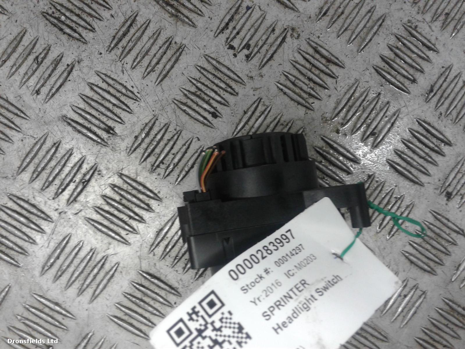 View Auto part Headlight Switch Mercedes Sprinter 2016