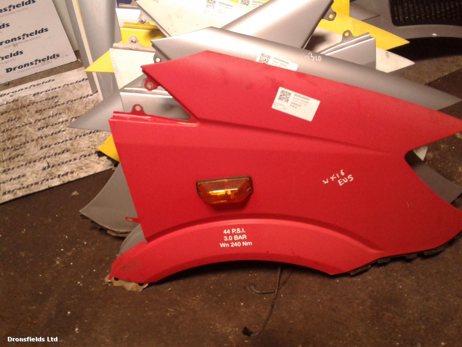 View Auto part R Wing Mercedes Sprinter 2016