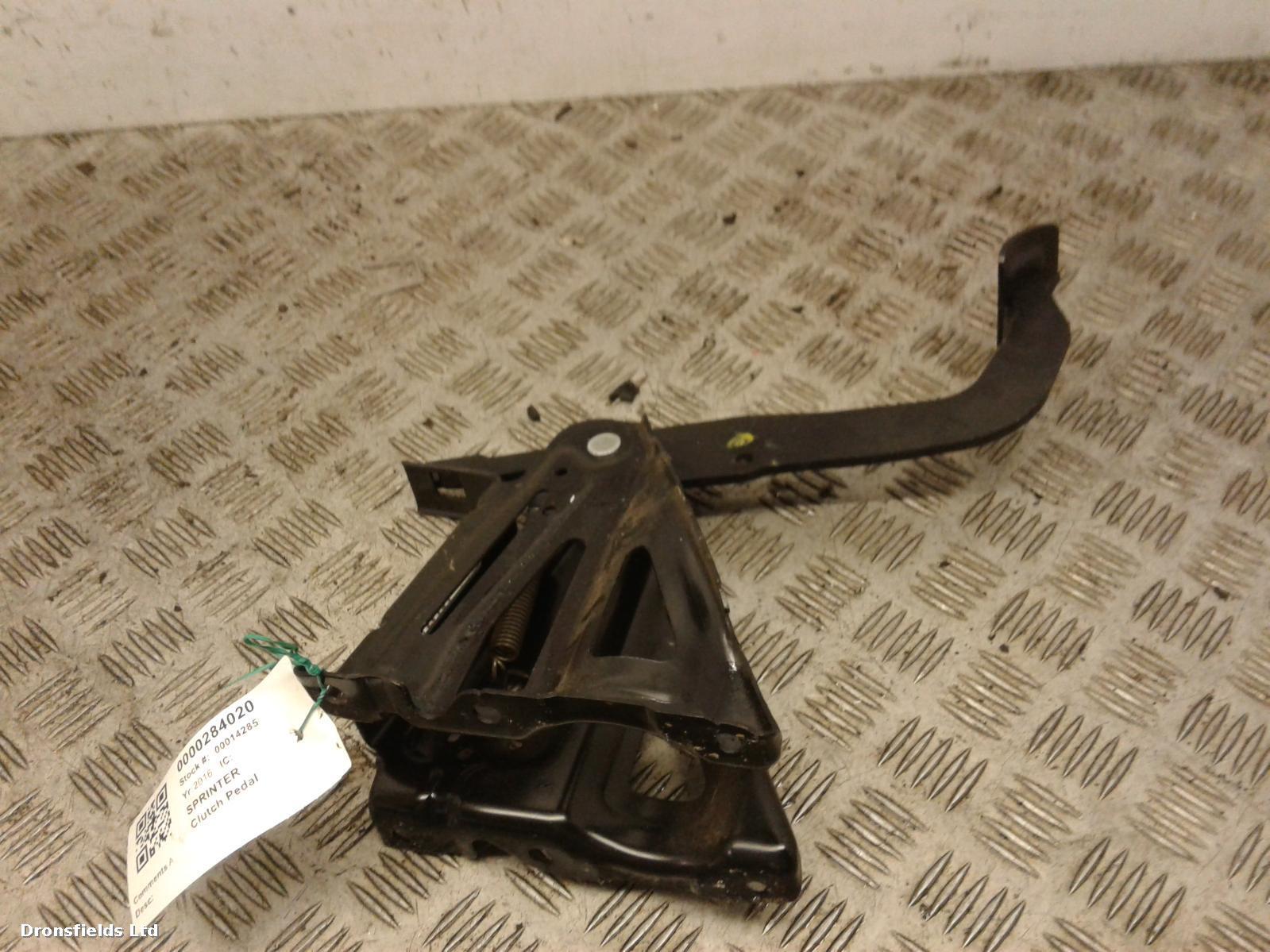 View Auto part Clutch Pedal Mercedes Sprinter 2016