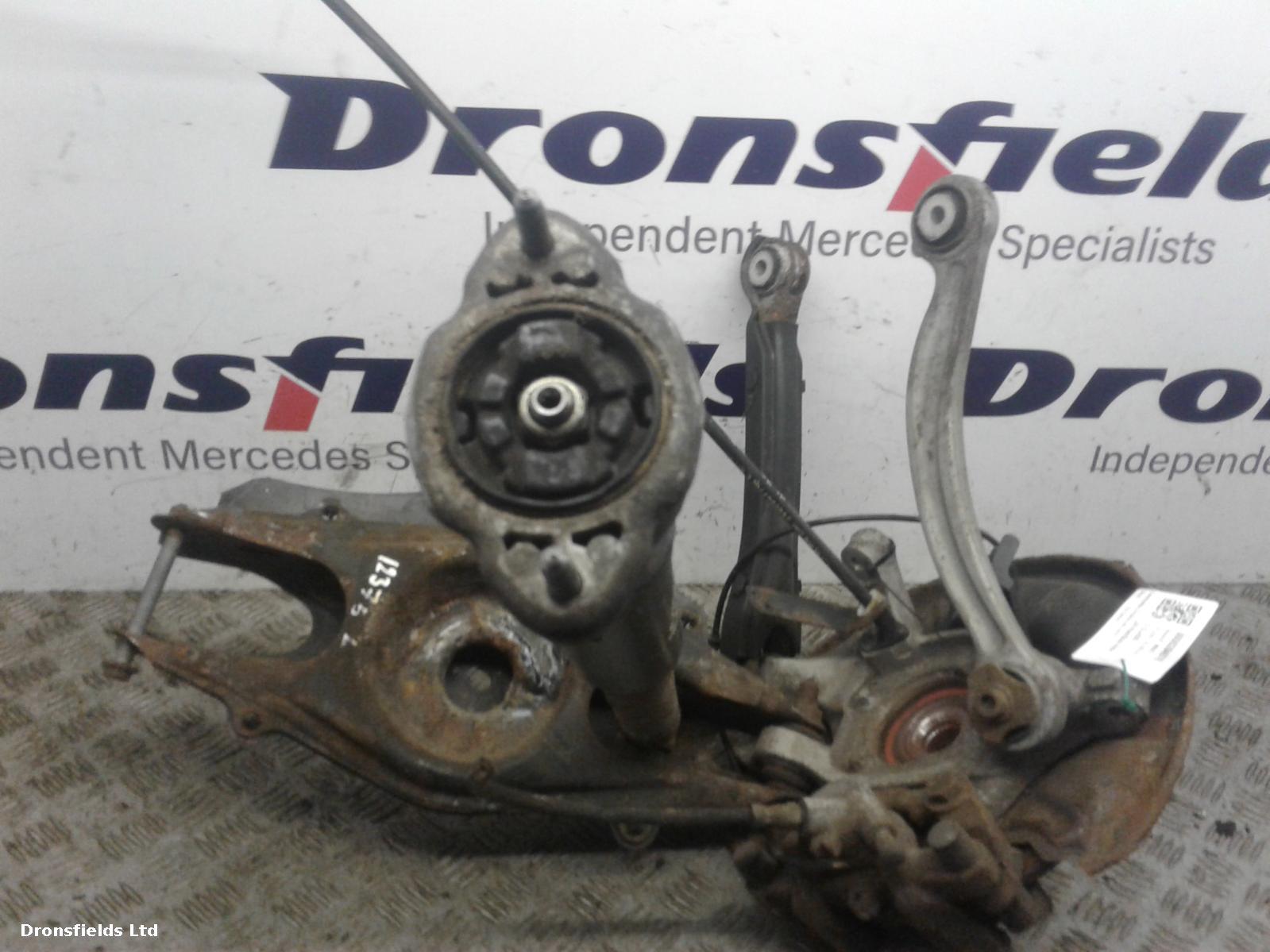 View Auto part LR Hub/Stub Axle Assembly Mercedes C Class 2008