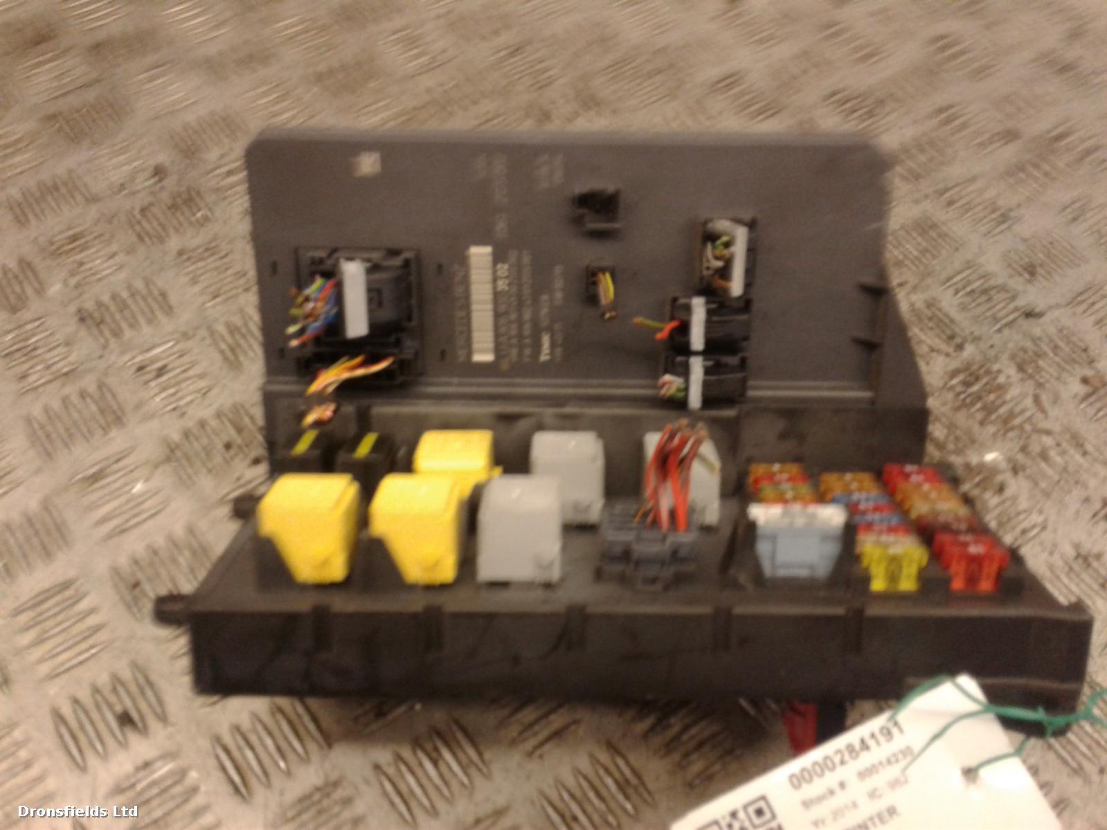 View Auto part Fuse Box Mercedes Sprinter 2014