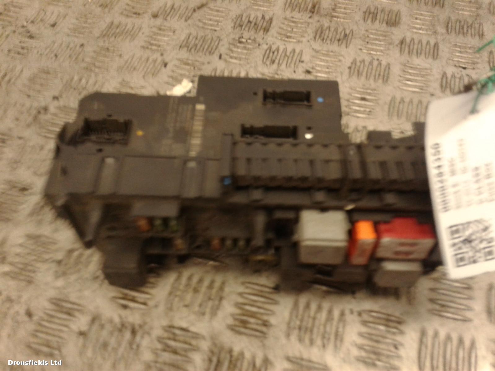 View Auto part Fuse Box Mercedes C Class 2012