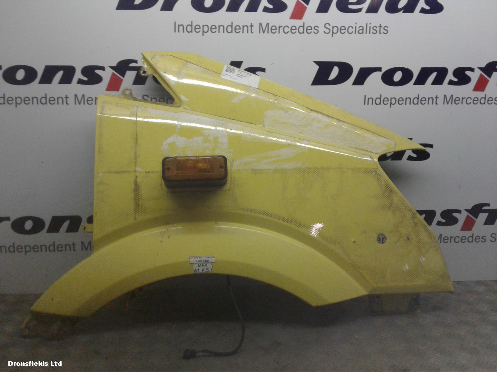 View Auto part R Wing Mercedes Sprinter 2010