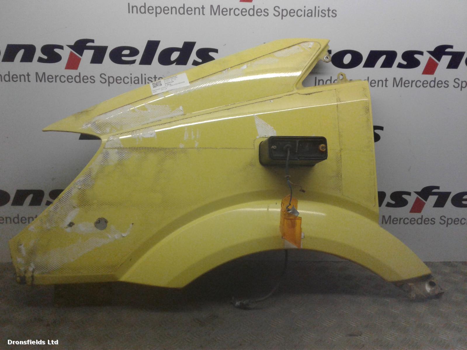 View Auto part L Wing Mercedes Sprinter 2010
