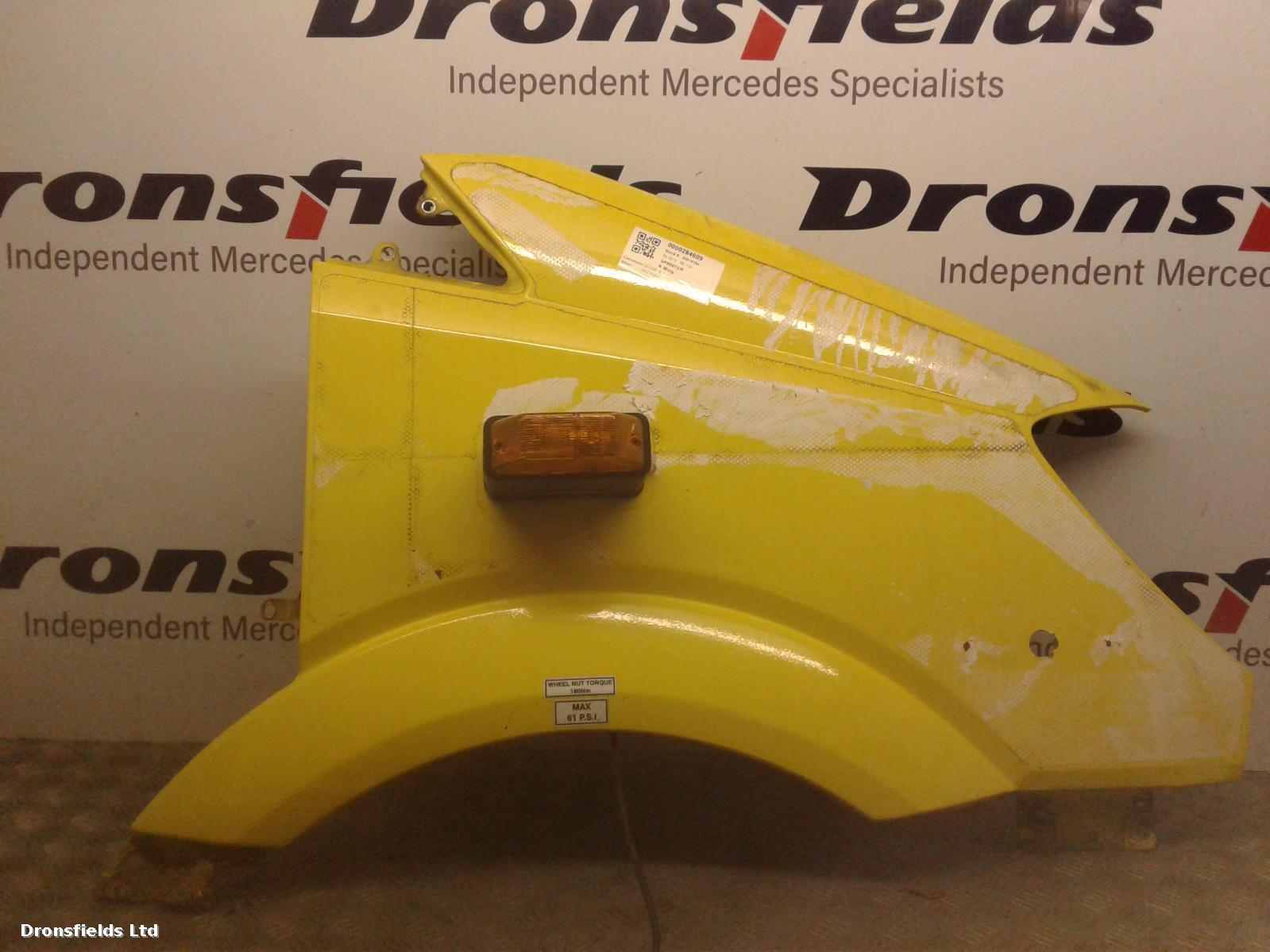 View Auto part R Wing Mercedes Sprinter 2010