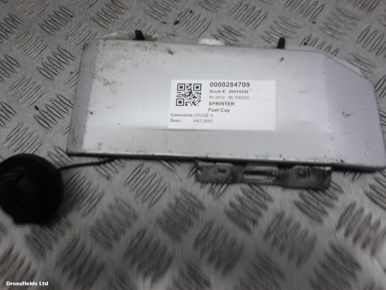 View Auto part Fuelcap Mercedes Sprinter 2016