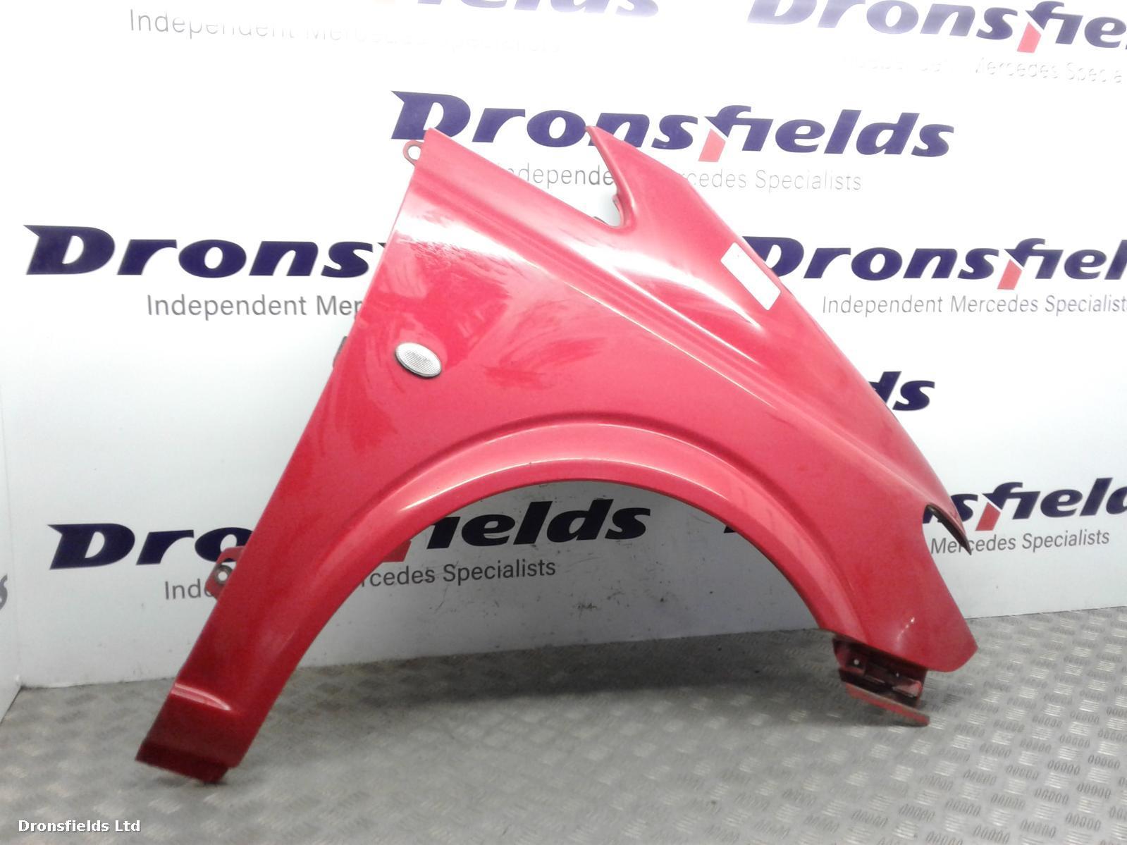 View Auto part R Wing Mercedes Vito 2008