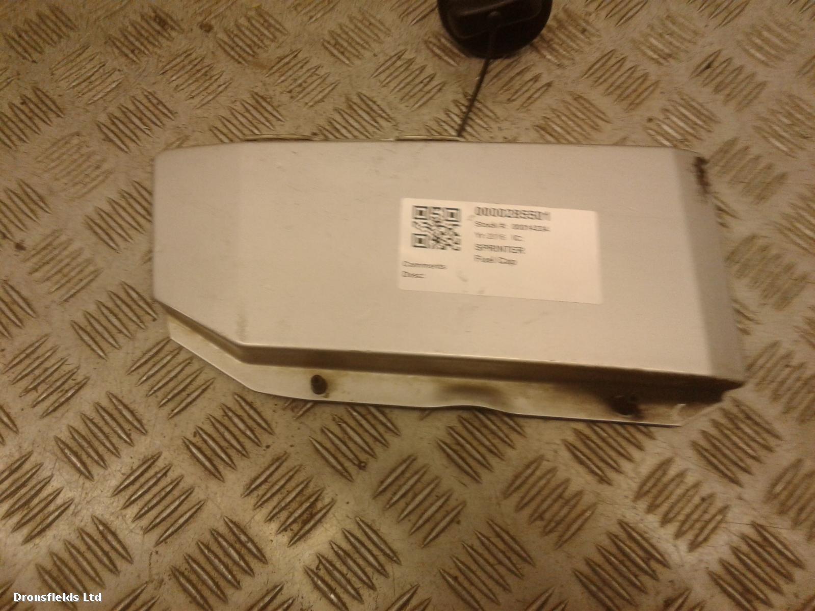 View Auto part Fuelcap Mercedes Sprinter 2016