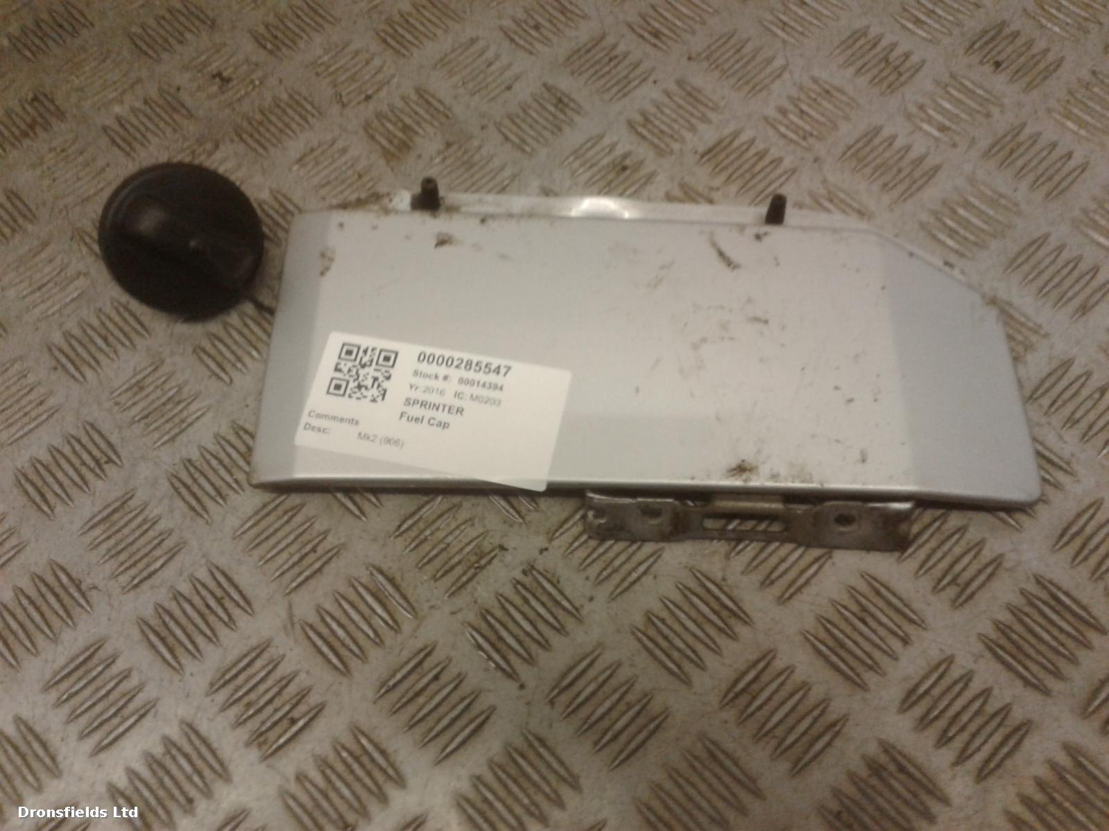 View Auto part Fuelcap Mercedes Sprinter 2016