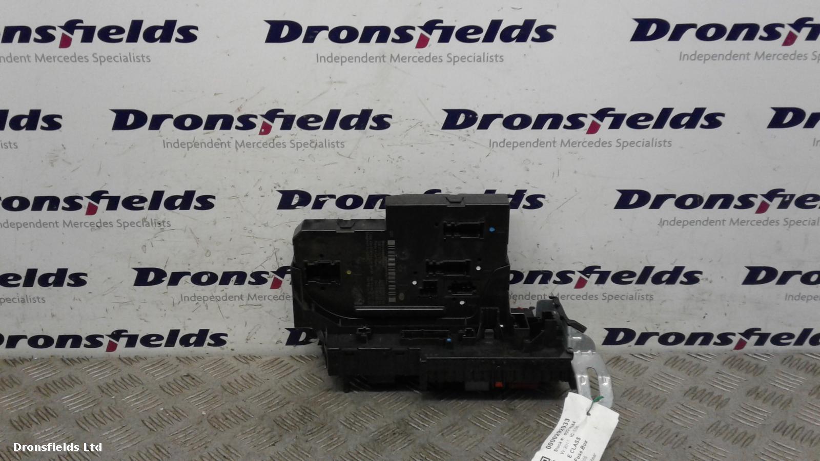 View Auto part Fuse Box Mercedes E Class 2011