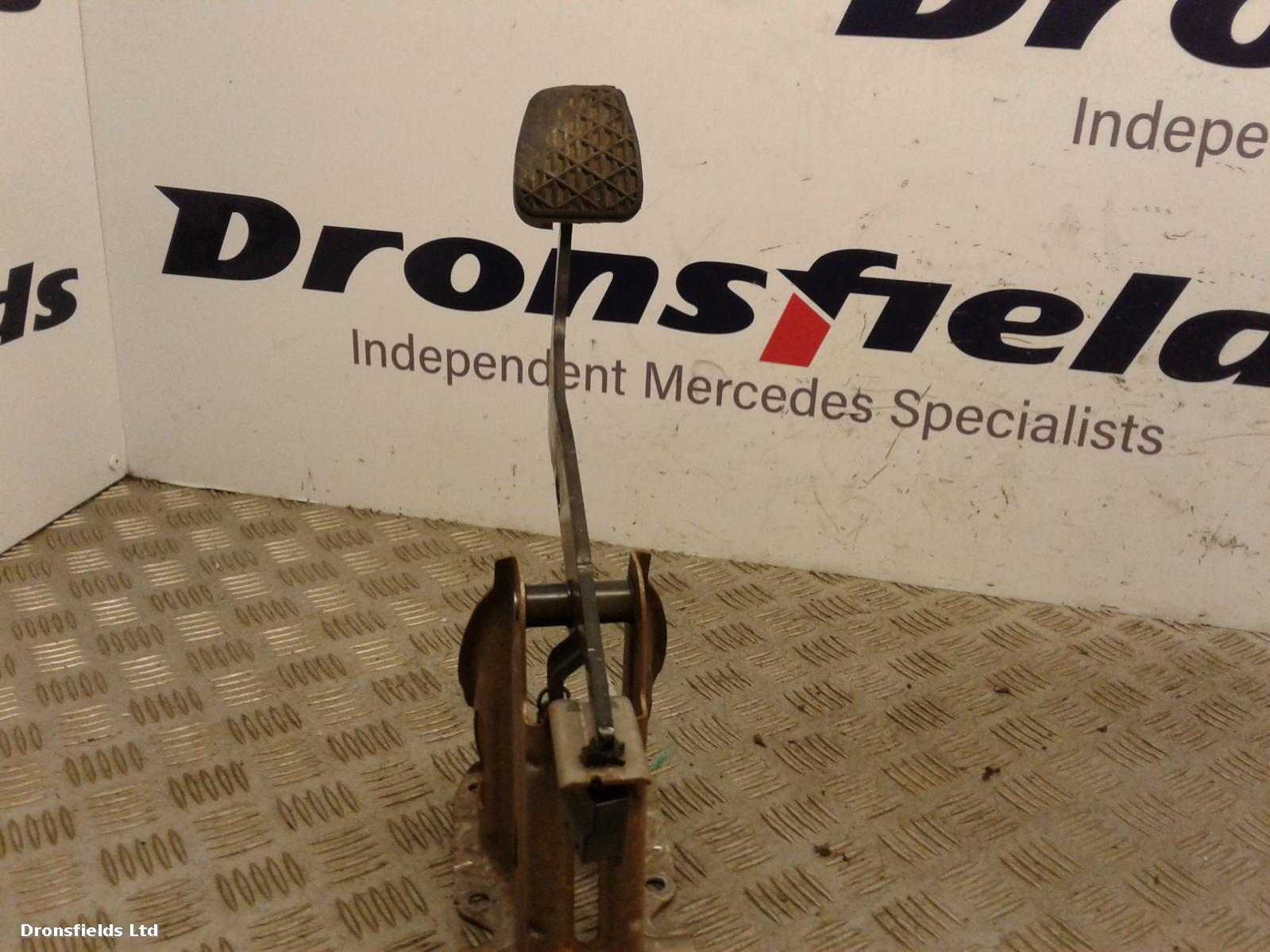 View Auto part Brake Pedal Mercedes Sprinter 2008