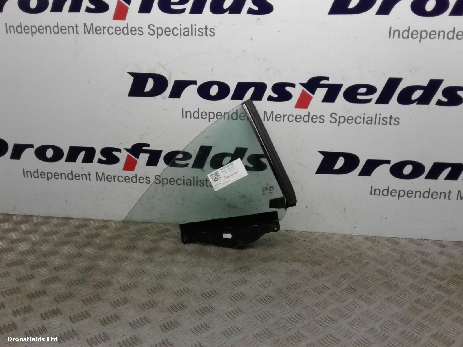 View Auto part RR Quarter Light Mercedes Sl 2006