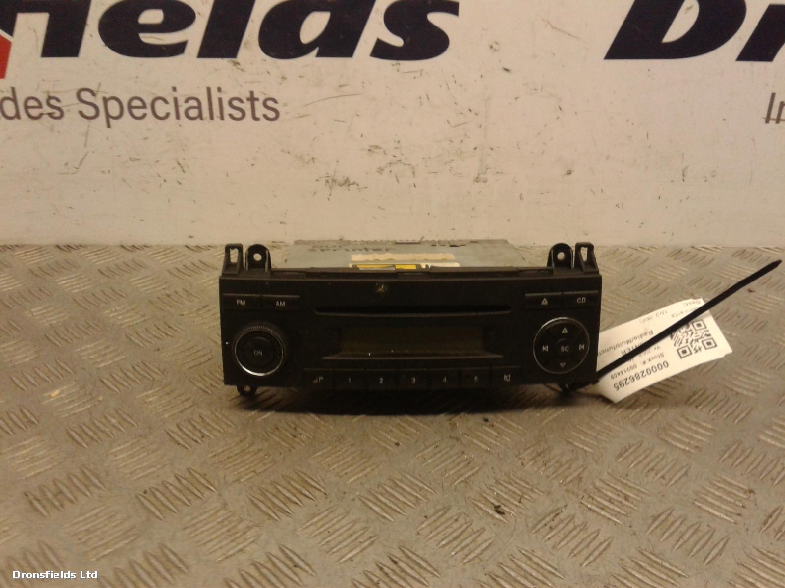 View Auto part Radio Display Mercedes Sprinter 2008