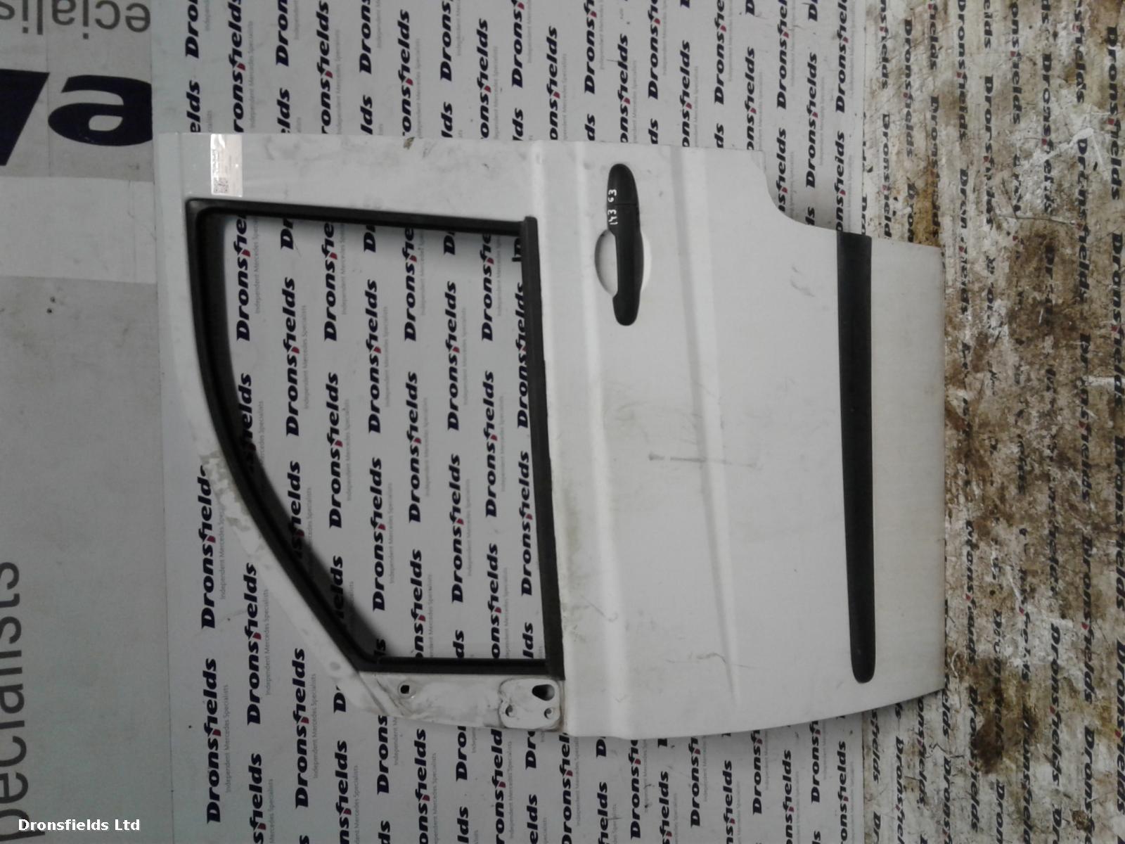 View Auto part L Front Door Mercedes Vito 2009