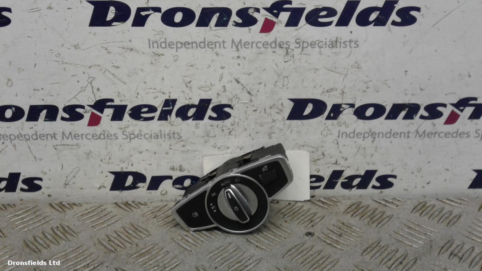 View Auto part Headlight Switch Mercedes C Class 2017