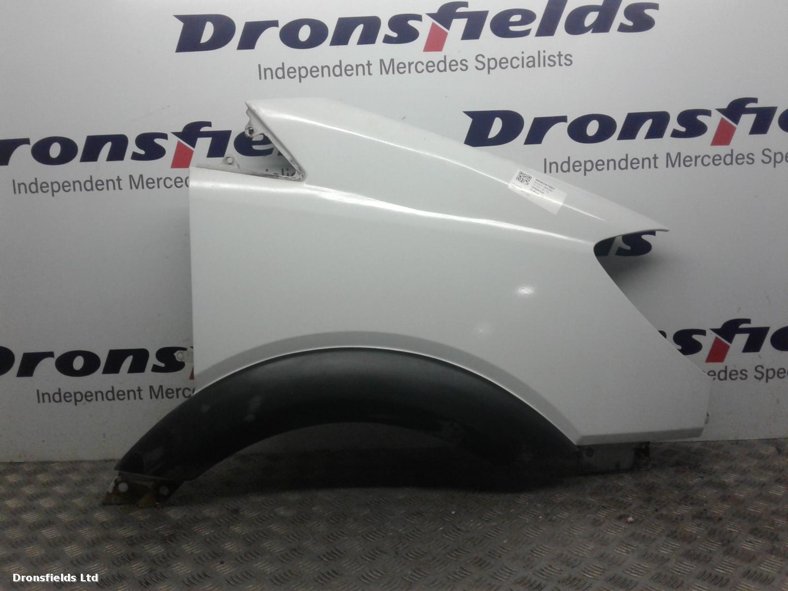 View Auto part R Wing Mercedes Sprinter 2008