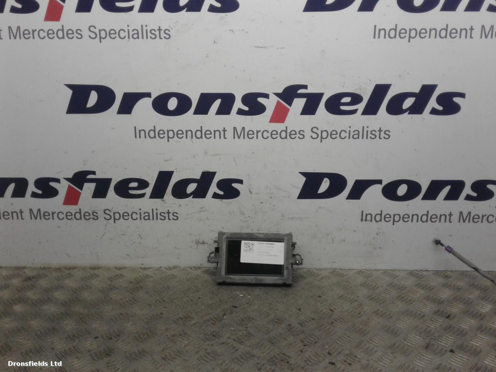 View Auto part CD Changer Mercedes Cls Class 2013