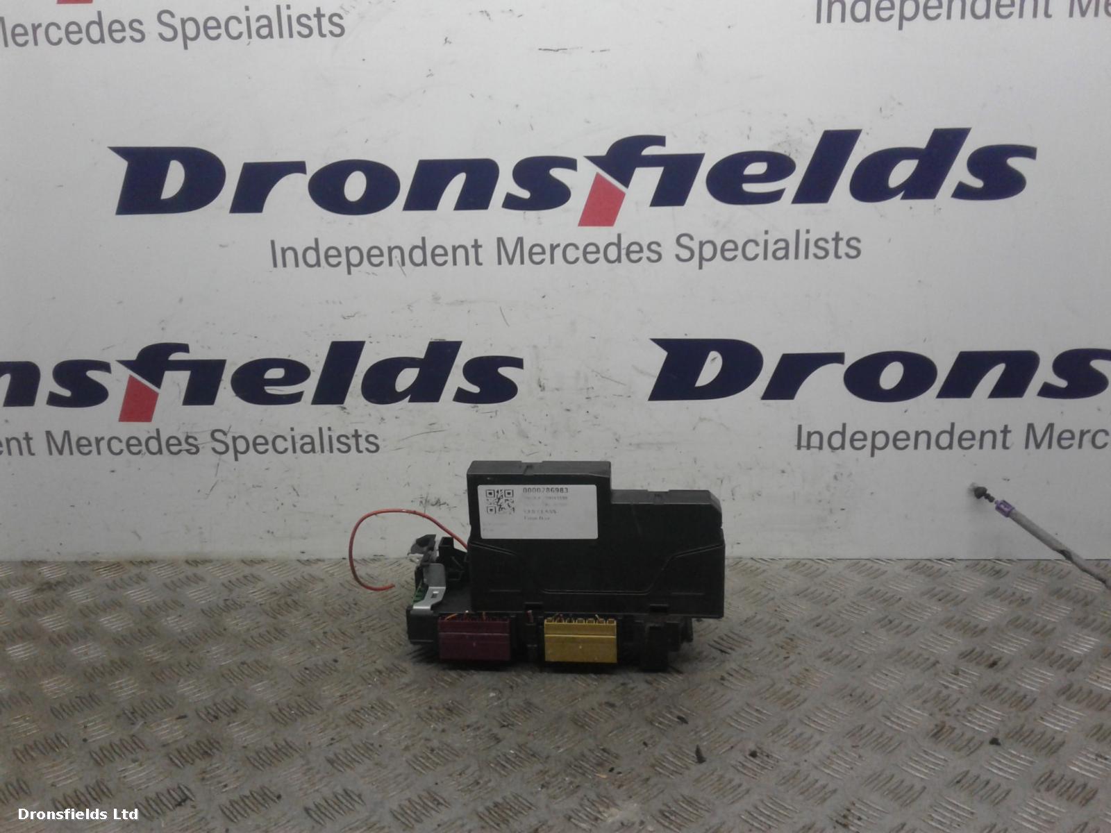 View Auto part Fuse Box Mercedes Cls Class 2013