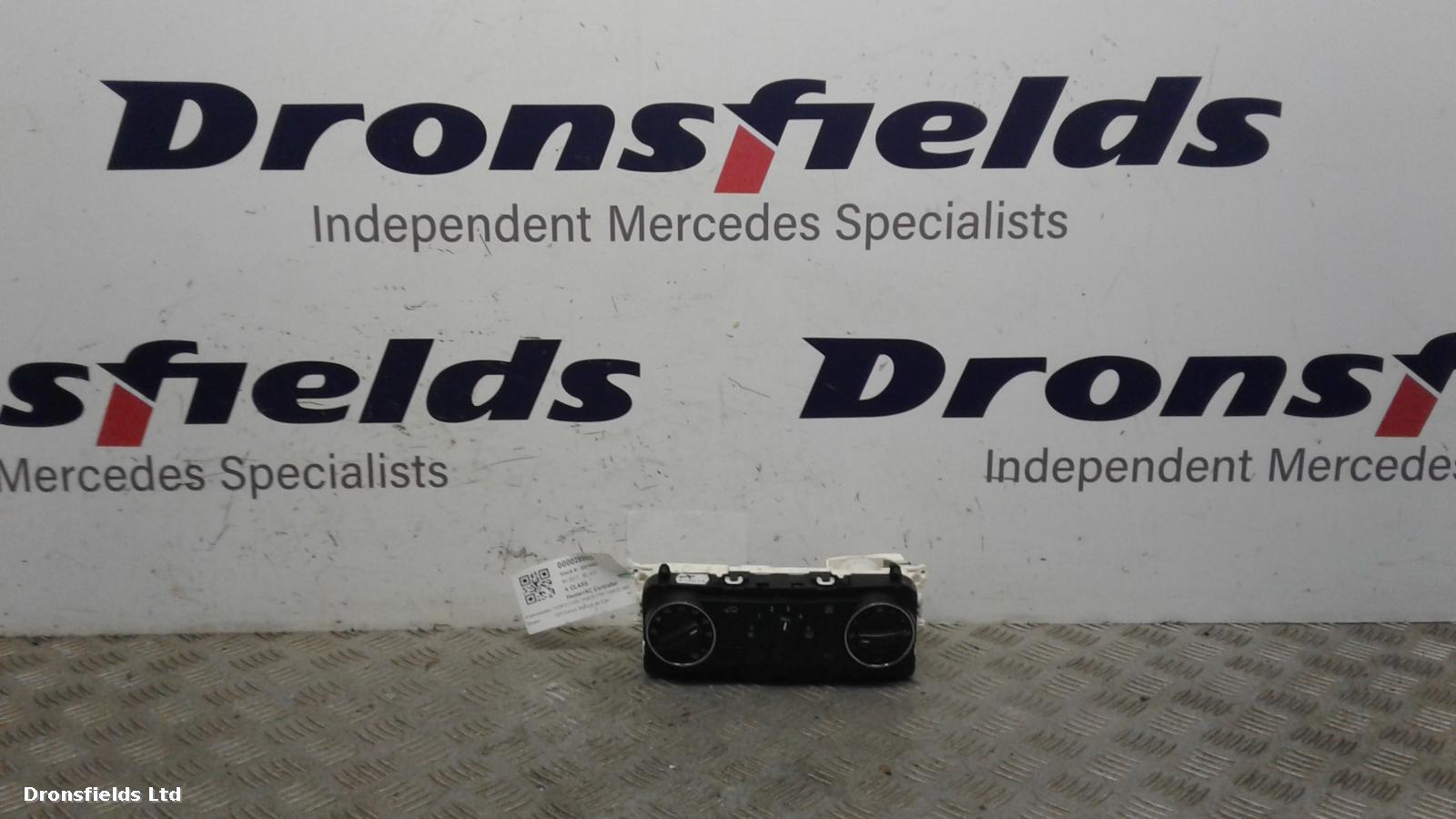 View Auto part Heater/AC Controller Mercedes A Class 2011