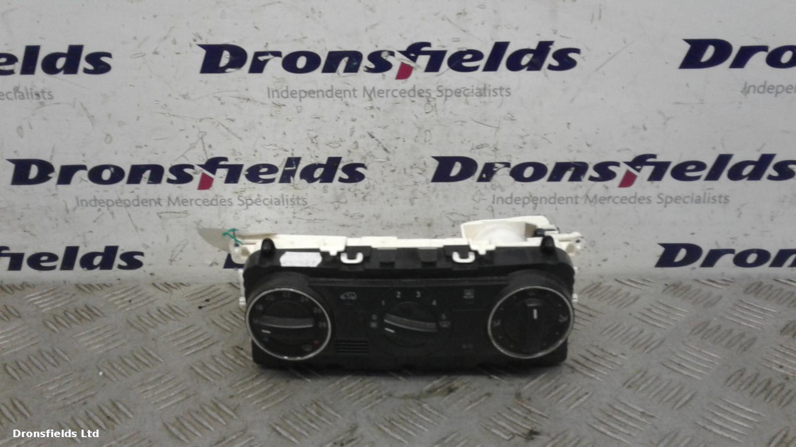 View Auto part Heater/AC Controller Mercedes B Class 2011