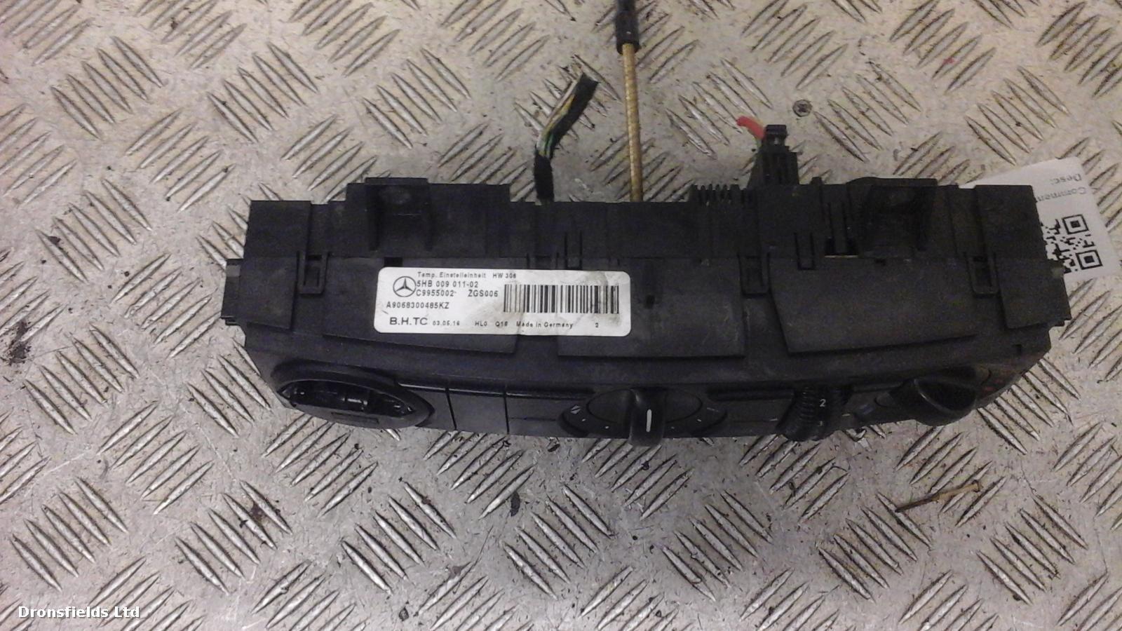 View Auto part Heater/AC Controller Mercedes Sprinter 2016