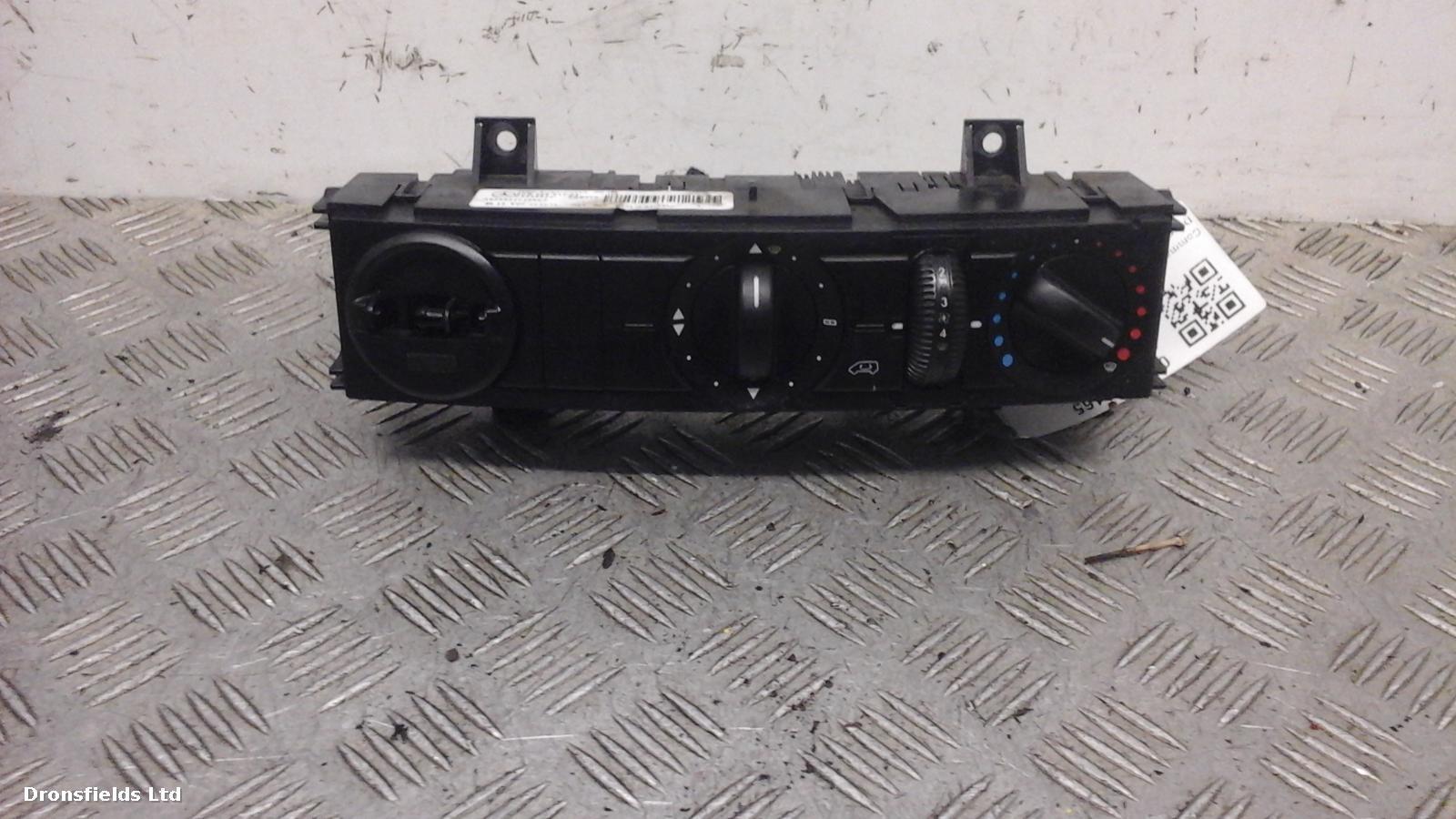 View Auto part Heater/AC Controller Mercedes Sprinter 2016