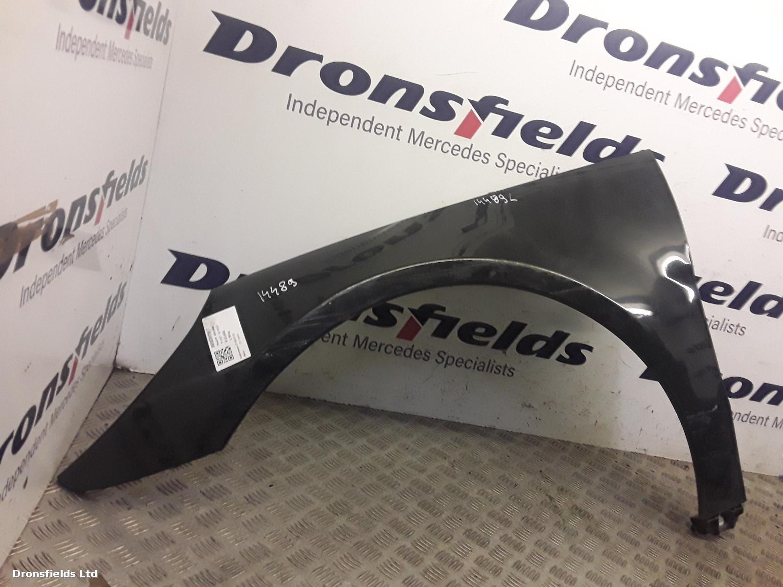 View Auto part L Wing Mercedes R Class 2007