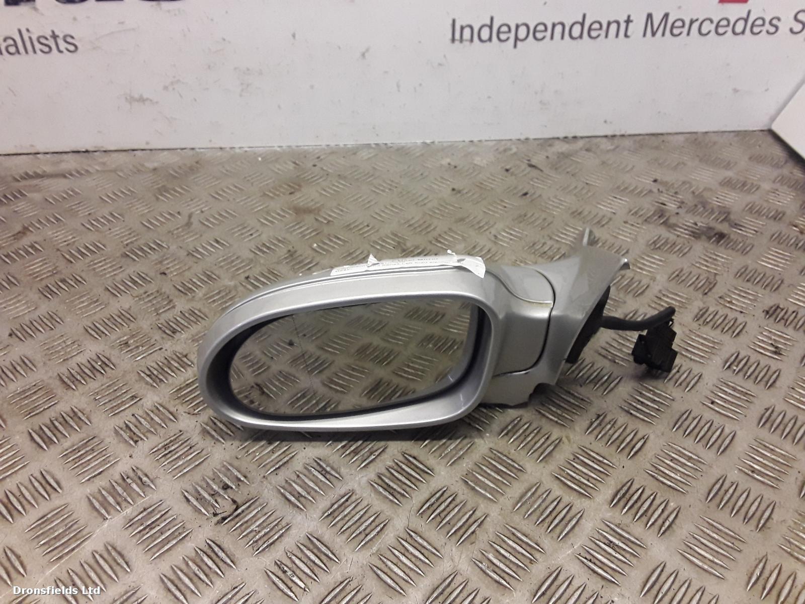 View Auto part L Door Mirror Mercedes Clk 2004