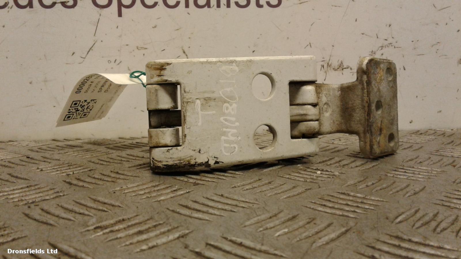 View Auto part Door Hinge Mercedes Sprinter 2008