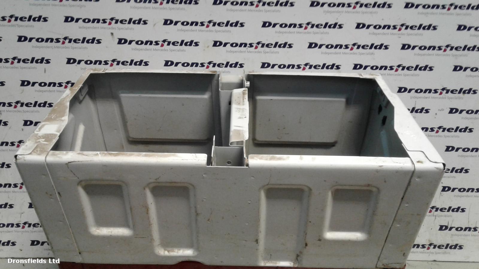 View Auto part Front Seat Mercedes Sprinter 2016