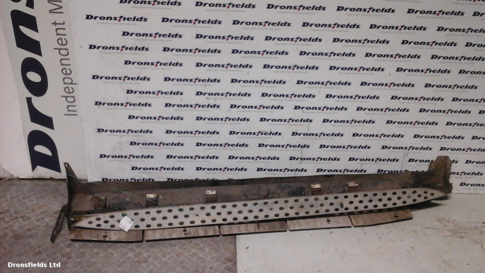View Auto part Side Step/Rail Mercedes M Class 2007