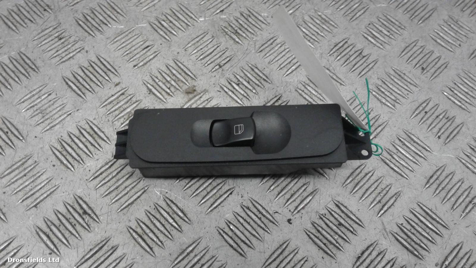 View Auto part Elect. Window Switch Mercedes Sprinter 2015