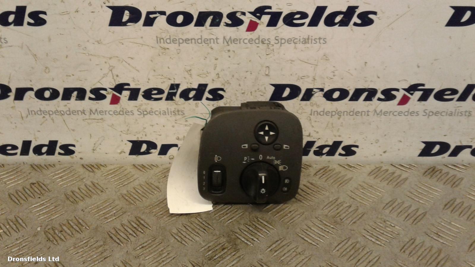 View Auto part Headlight Switch Mercedes C Class 2002