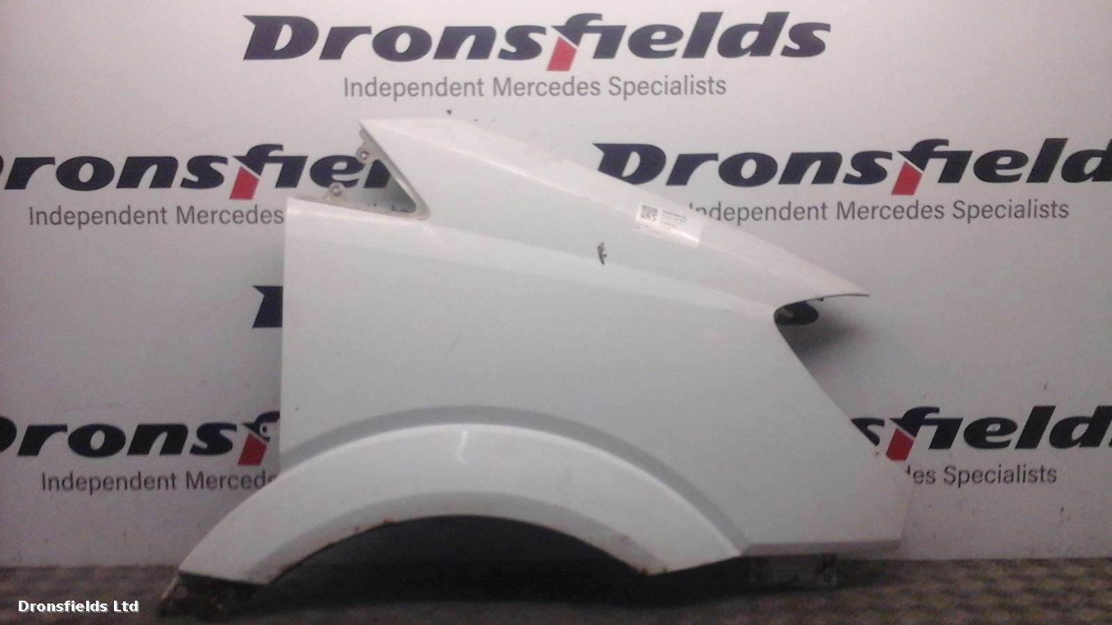 View Auto part R Wing Mercedes Sprinter 2008