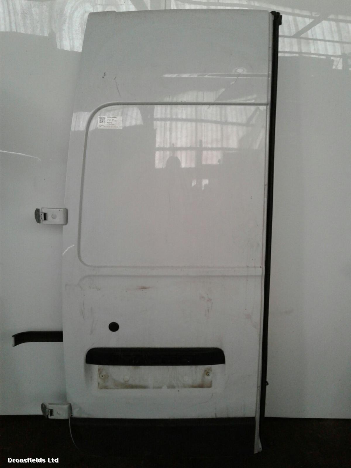 View Auto part L Rear Door Renault Master 2015