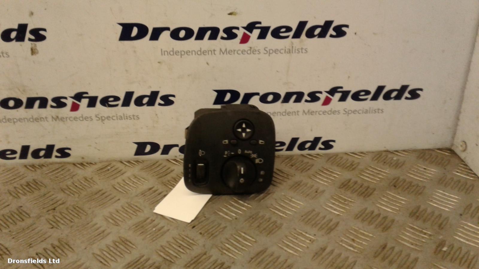 View Auto part Headlight Switch Mercedes C Class 2001