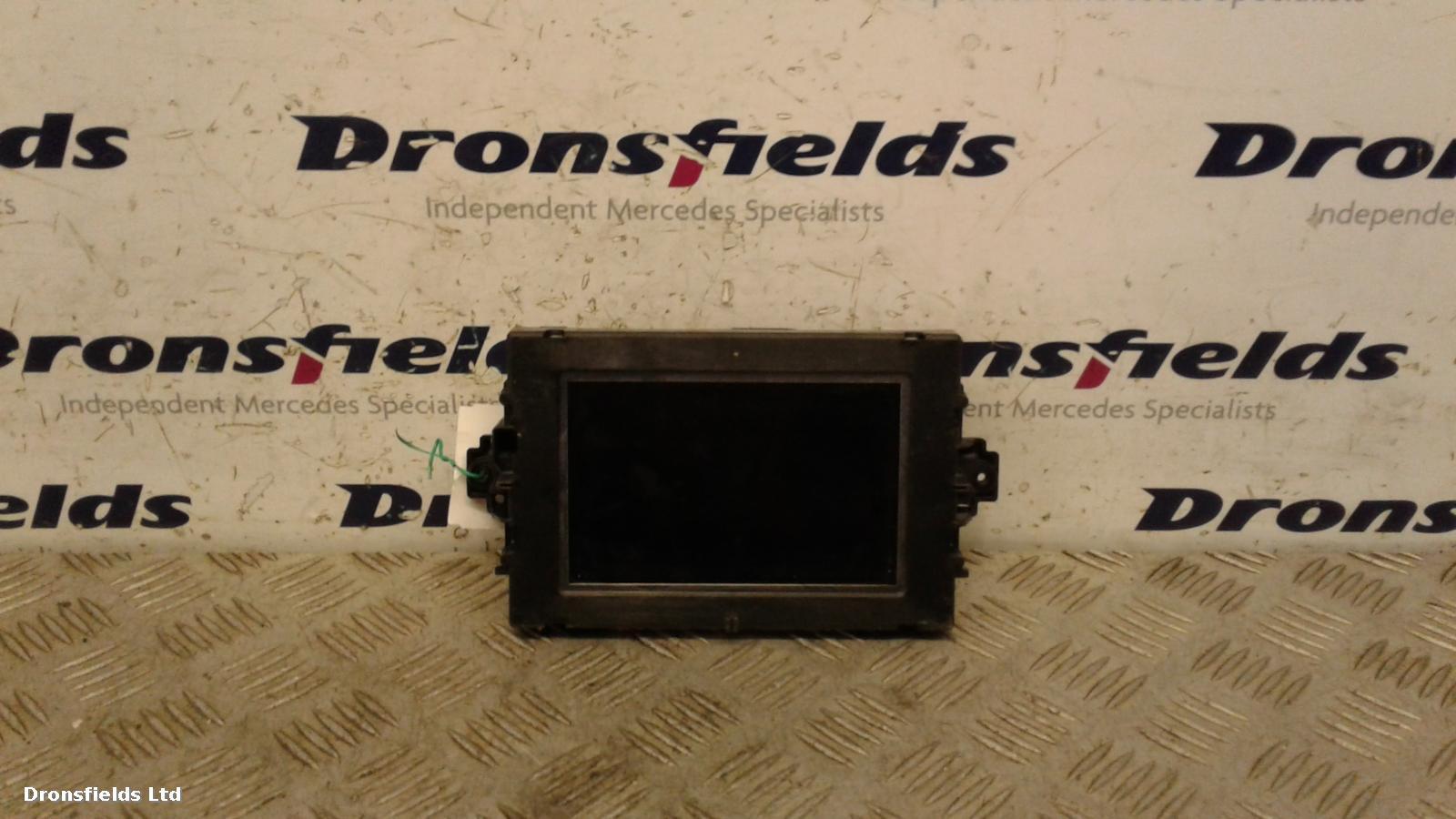 View Auto part Radio Display Mercedes C Class 2011