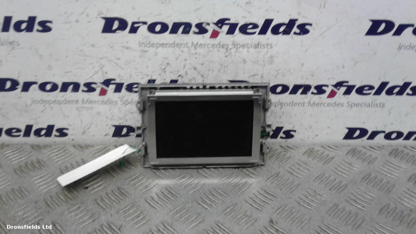 View Auto part Radio Display Mercedes C Class 2012