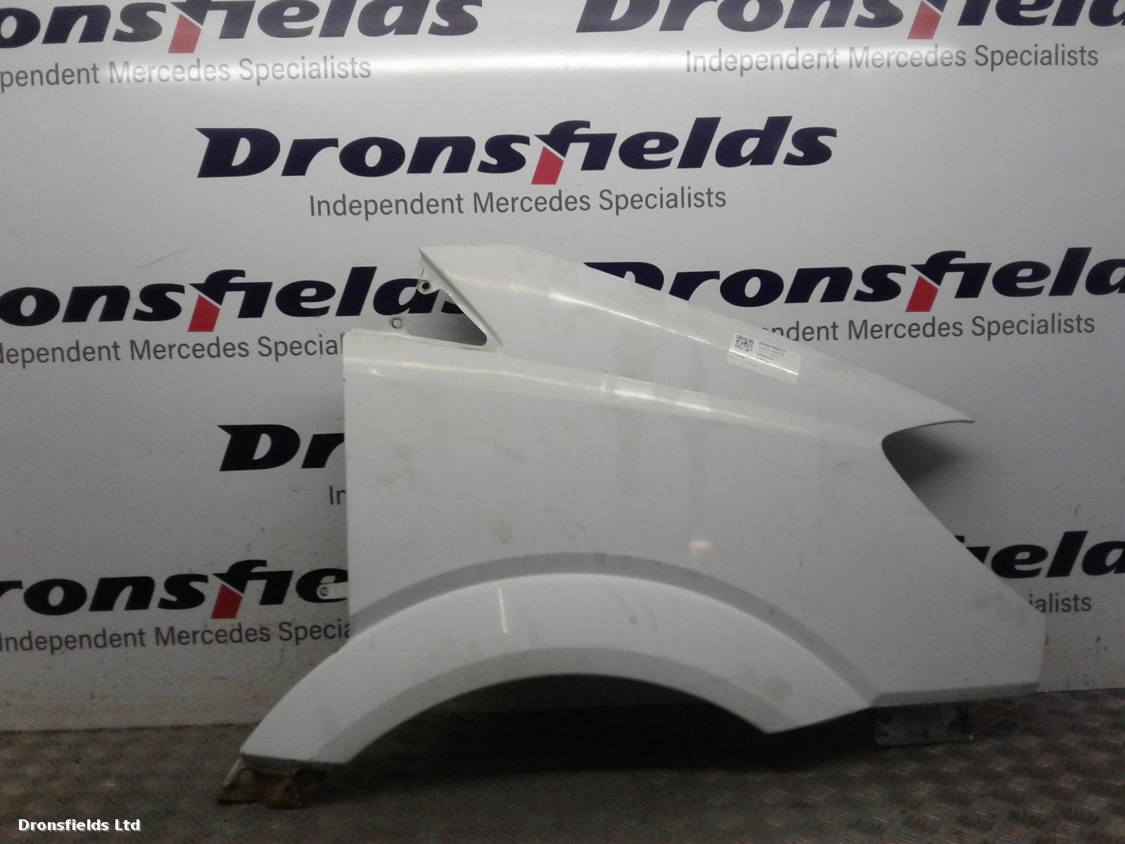 View Auto part R Wing Mercedes Sprinter 2010