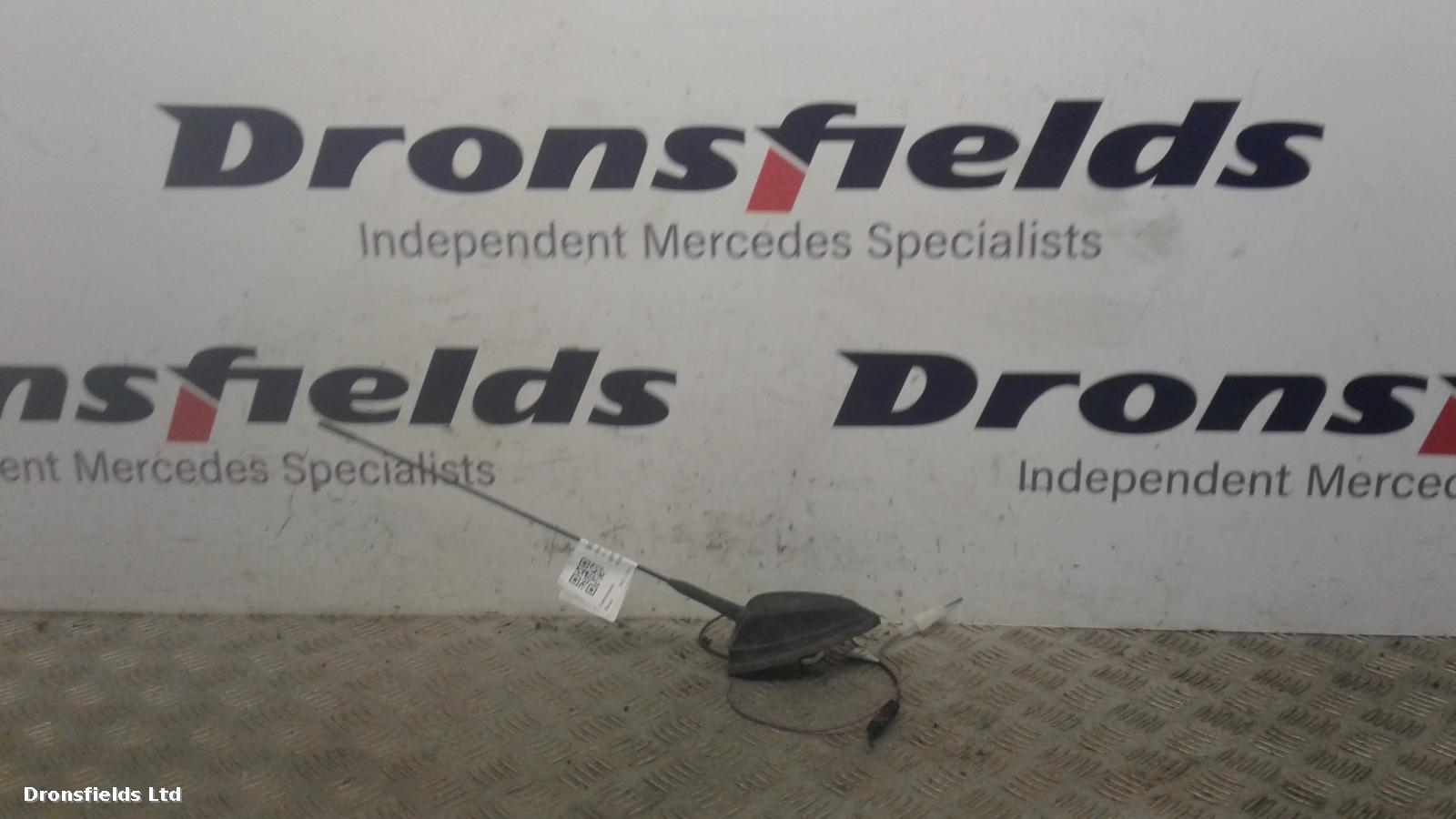 View Auto part Antenna Mercedes Sprinter 2016