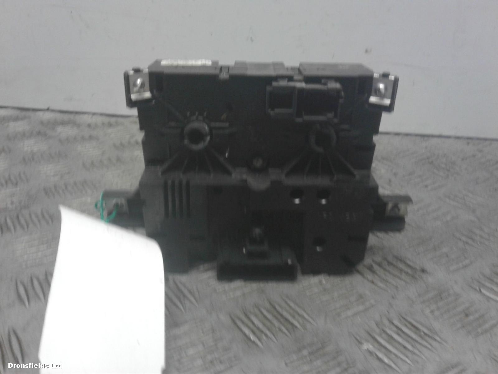 View Auto part Heater/AC Controller Mercedes Vito 2008
