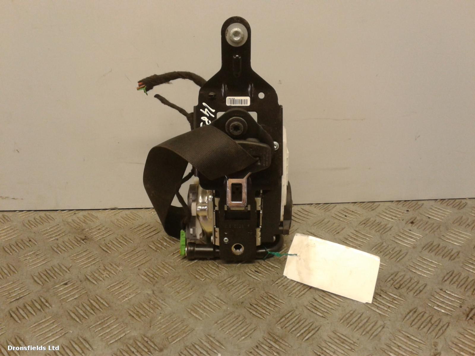 View Auto part Seat Belt Mercedes C Class 2012