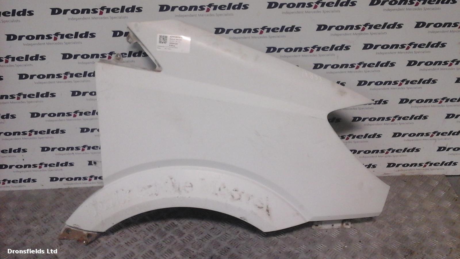 View Auto part R Wing Mercedes Sprinter 2011