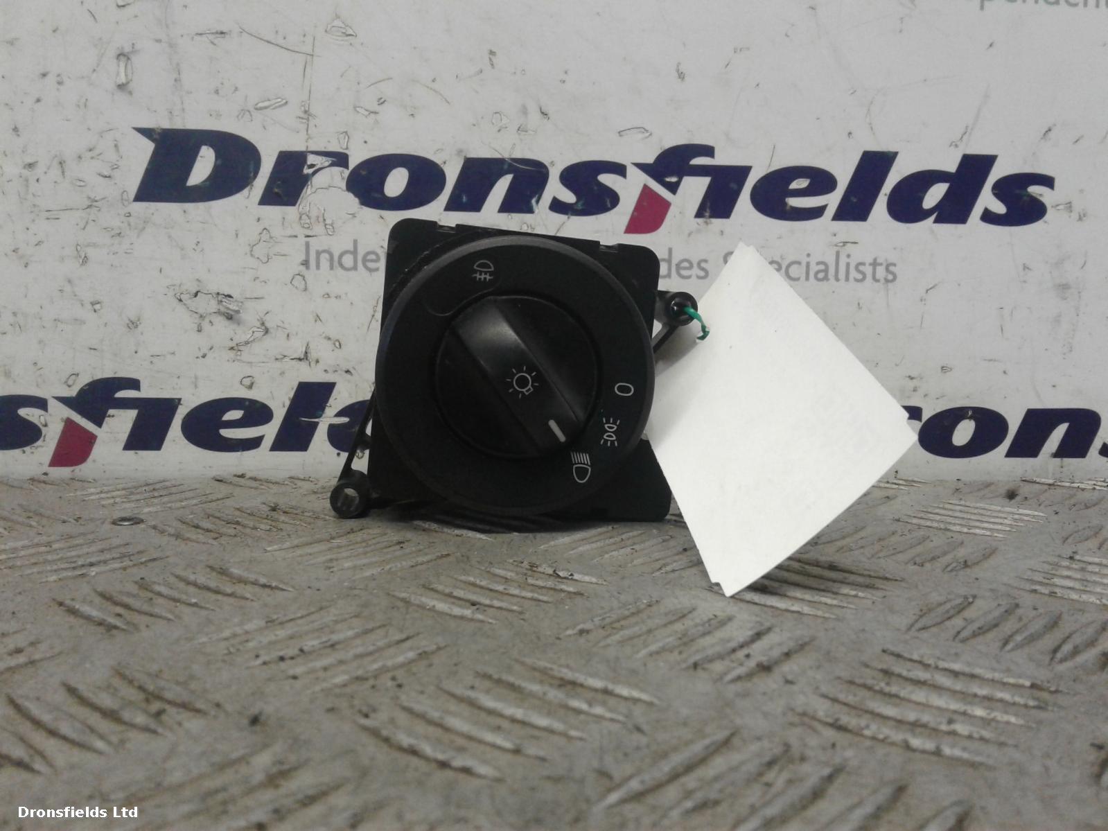 View Auto part Headlight Switch Mercedes Sprinter 2011